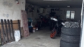 Große Garage